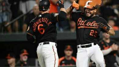 Orioles outslug Boston Red Sox, hit 5 homers in wild 15-10 win 