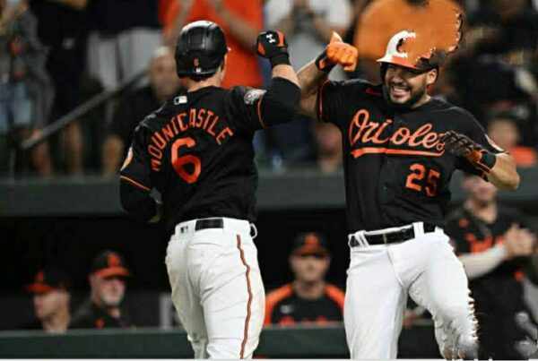Orioles outslug Boston Red Sox, hit 5 homers in wild 15-10 win 
